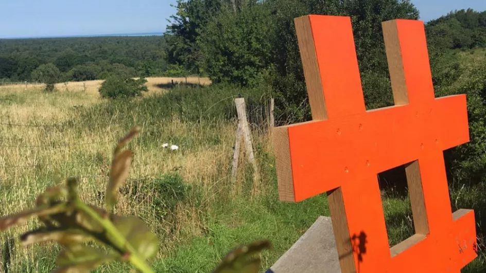 Hash tag skilt ved Arrenakke Bakke